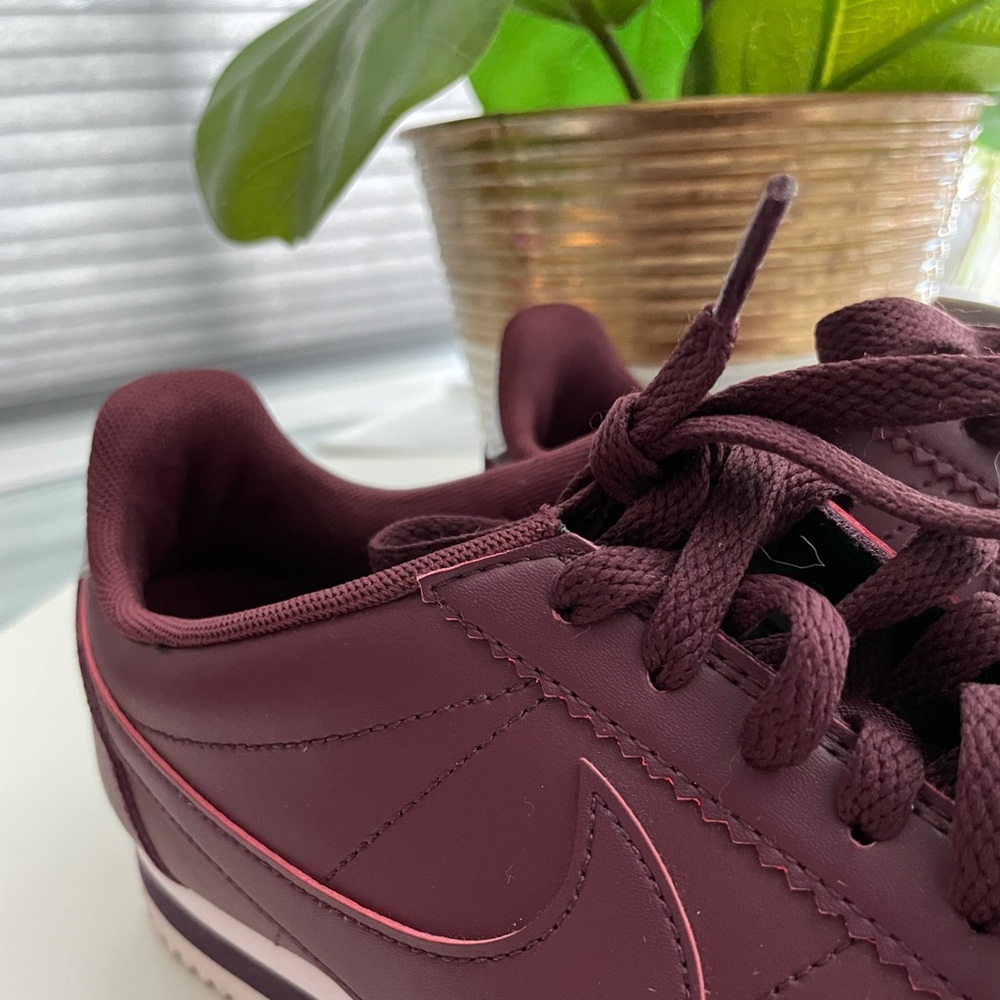 Nike cortez leather